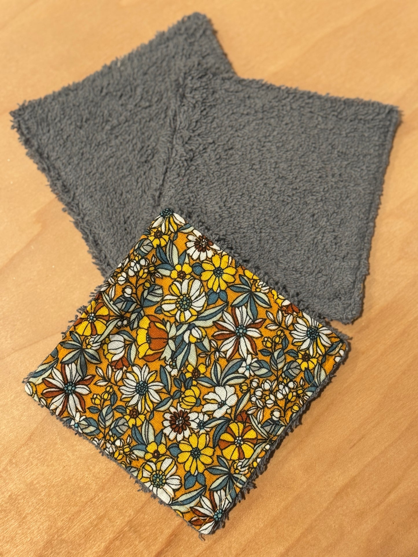 Patterned Fabric Eco Friendly Reusable Facial Washcloths